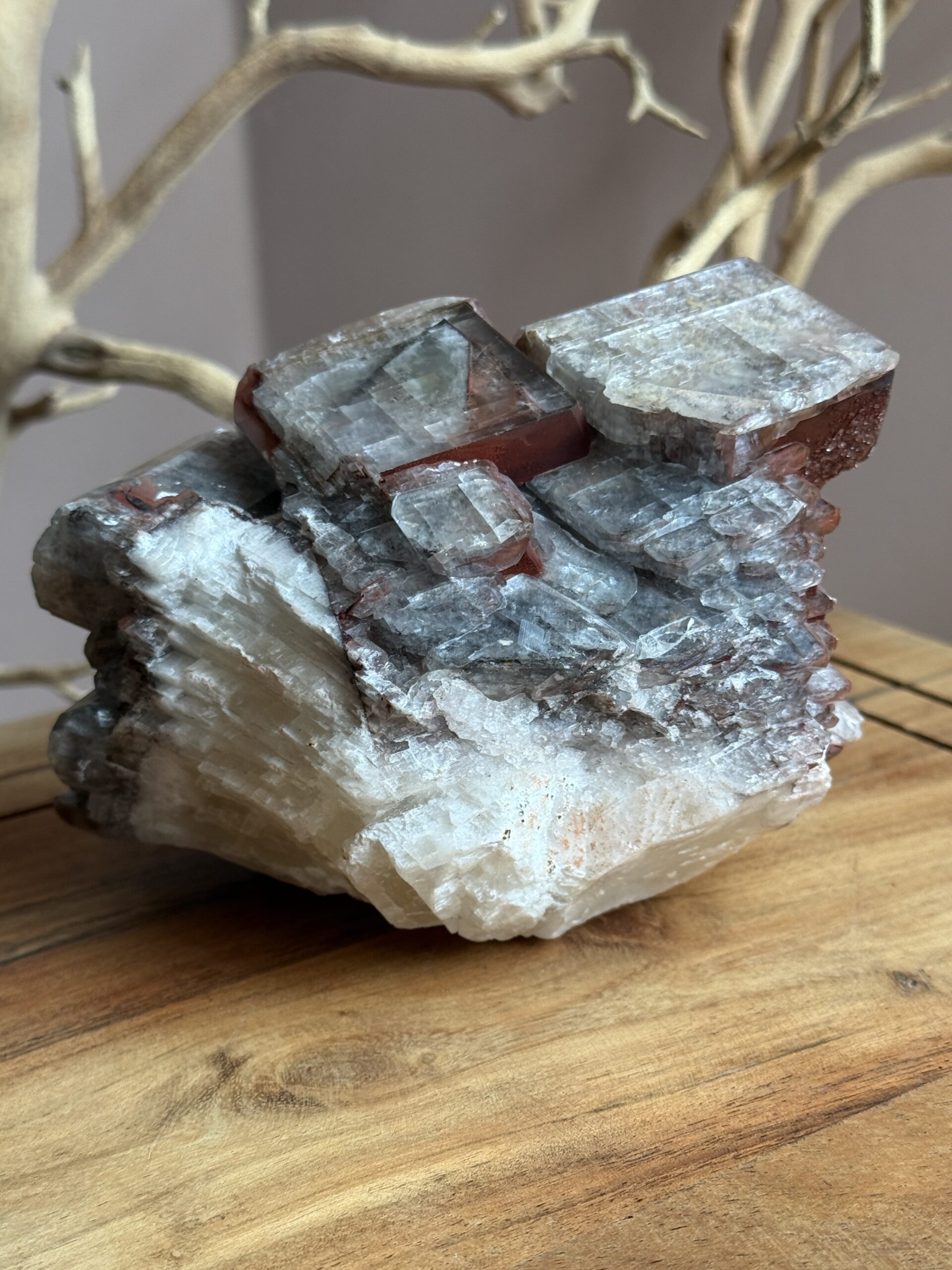 Red calcite for vitality & enjoyment of the senses - Image 2
