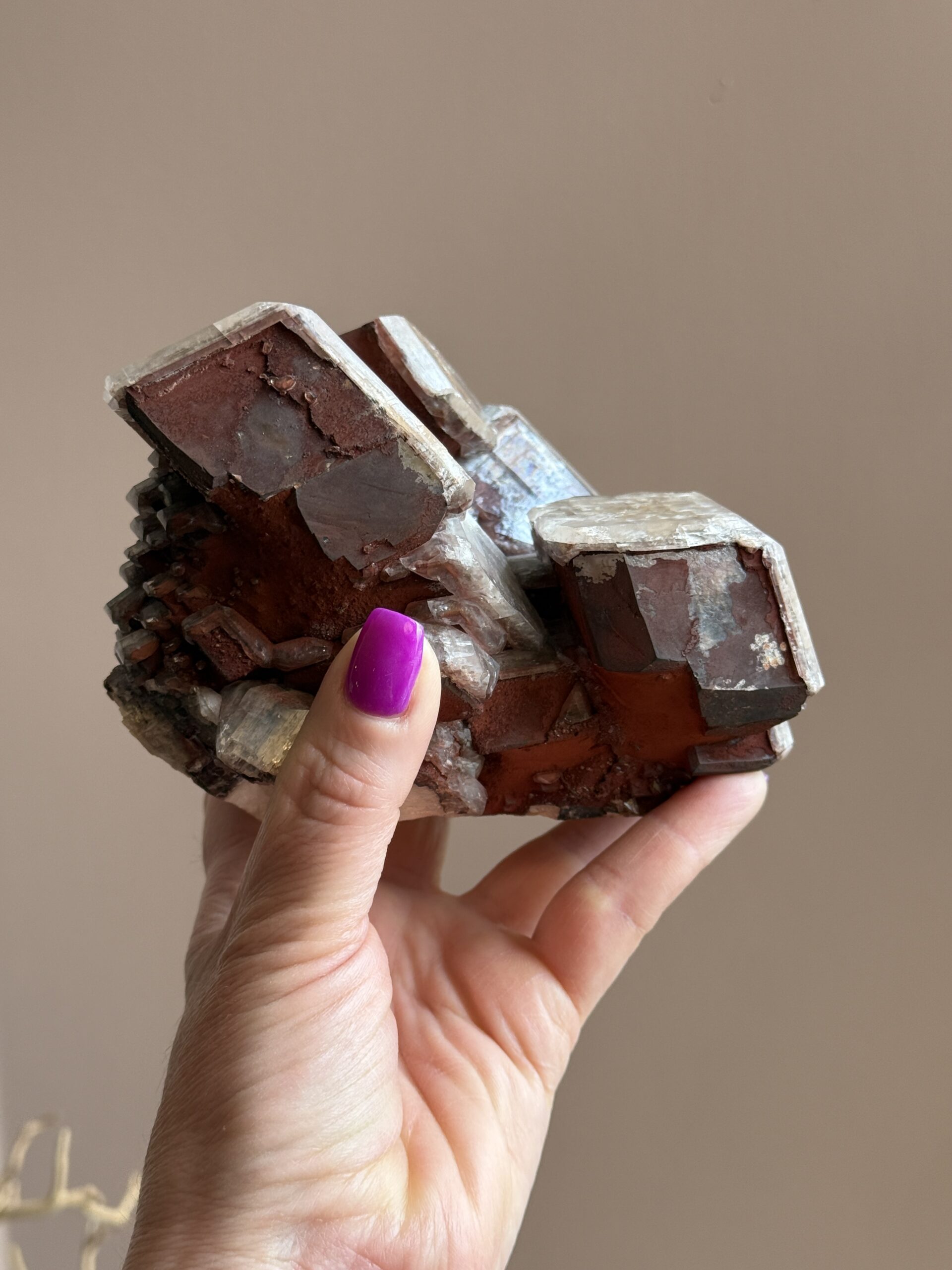 Red calcite for vitality & enjoyment of the senses - Image 5