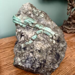 Raw emerald for heart opening and prosperity